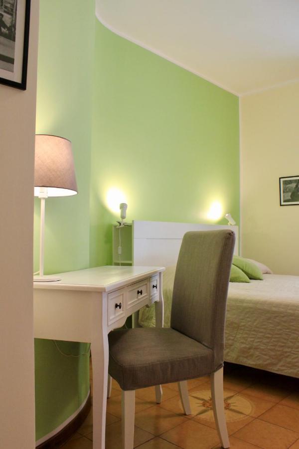Gli Artisti Apartments & Rooms Bagheria Bagian luar foto